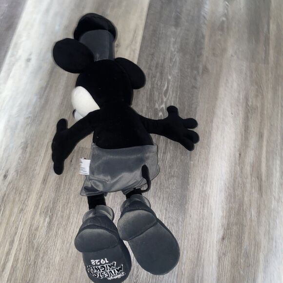 DISNEY Milestone Gray MICKEY Mouse 1928 Steamboat Willie May Exclusive 18” - Picture 6 of 8